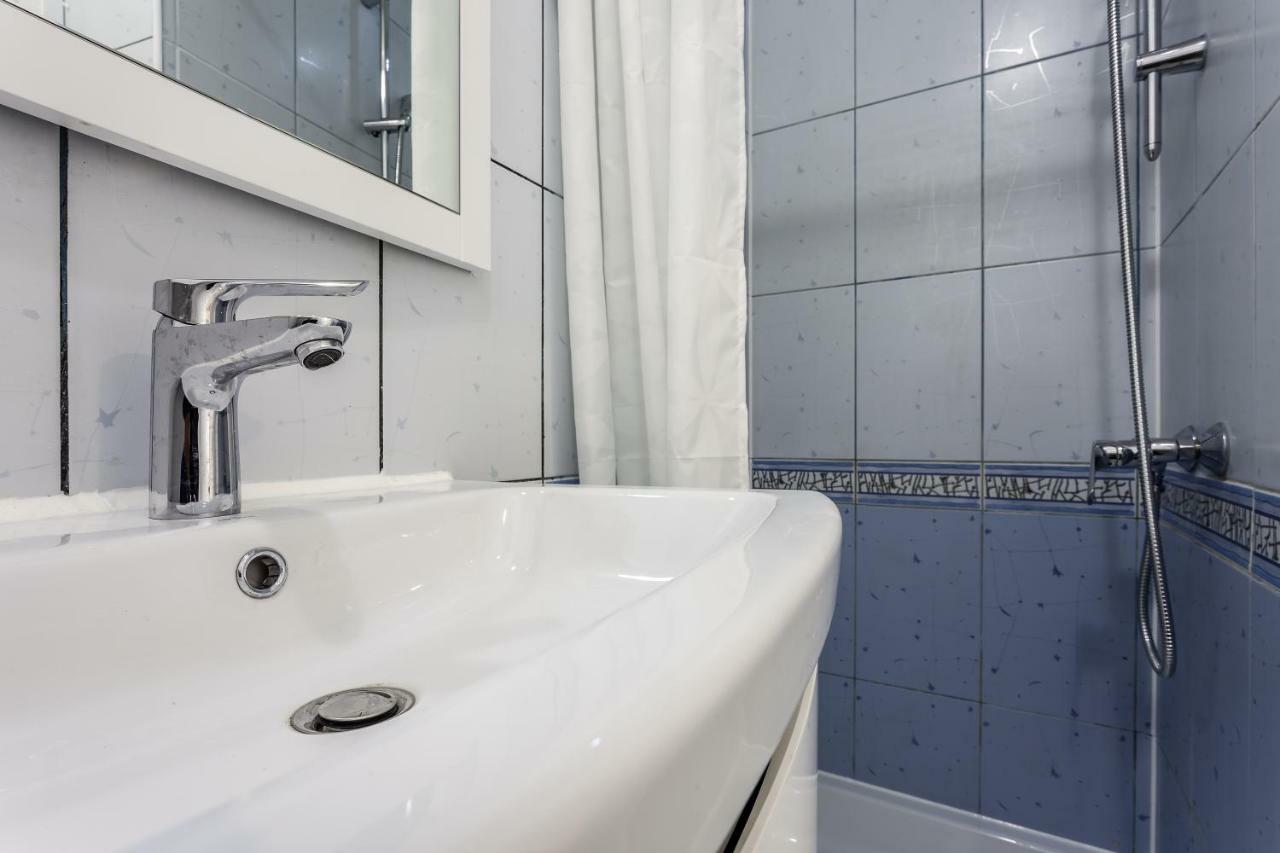 Modern Apartment In Lviv Historic Centre Ngoại thất bức ảnh