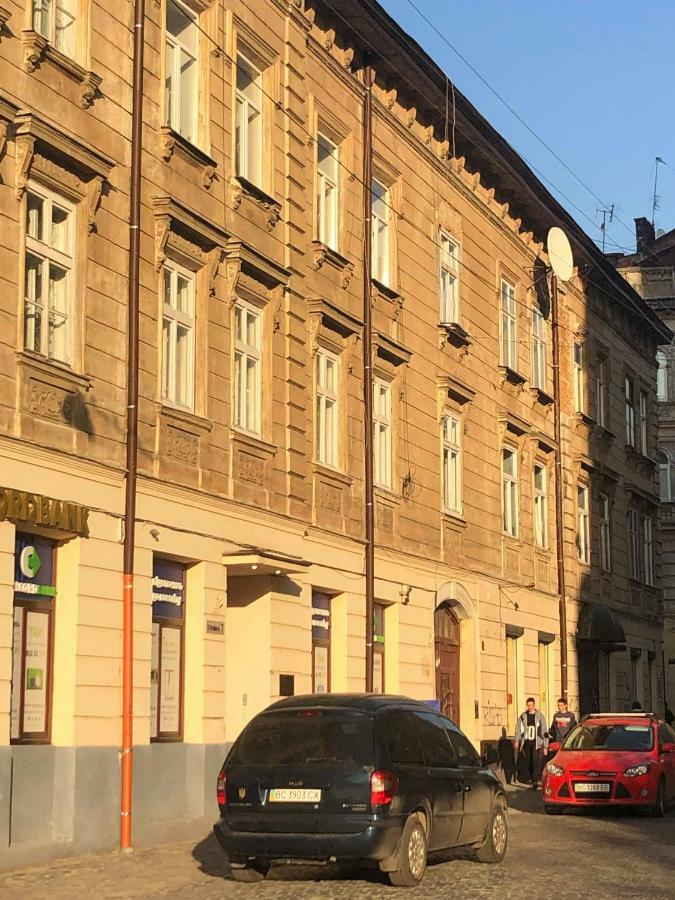 Modern Apartment In Lviv Historic Centre Ngoại thất bức ảnh